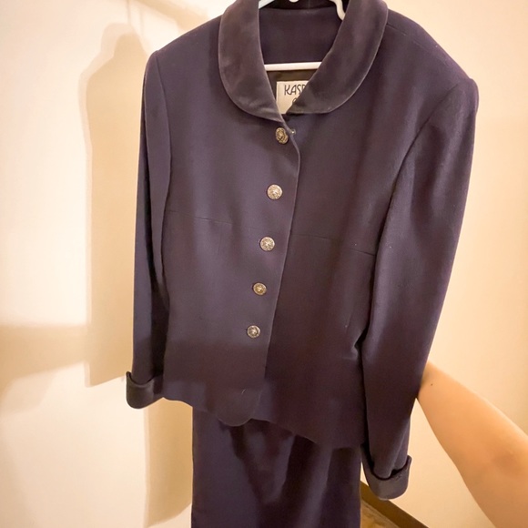 vintage kasper ASL women suit plum color - Picture 3 of 4
